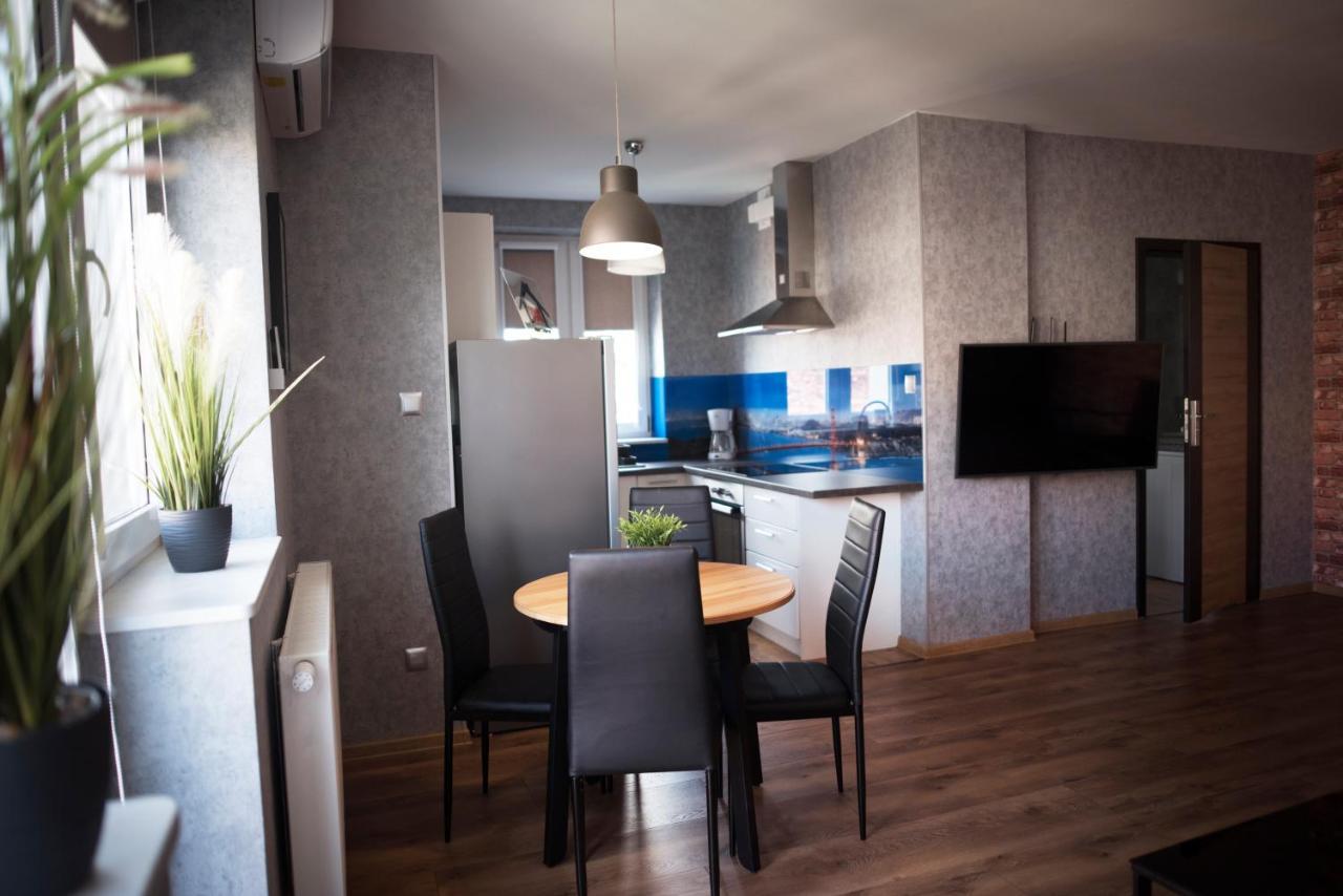 Jdk Apartamenty Legionow 50M2 5-Osobowy Kalisz  Exterior photo